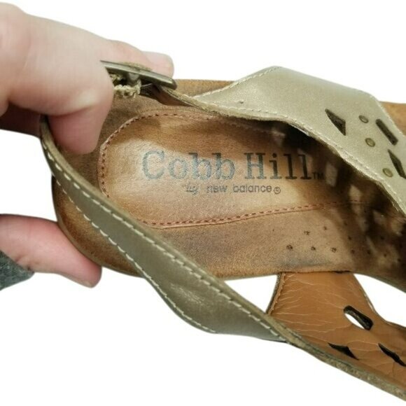 Cobb Hill New Balance Womens Leather Sandals 7M Gold Open Toe Perforated Design - Picture 4 of 13